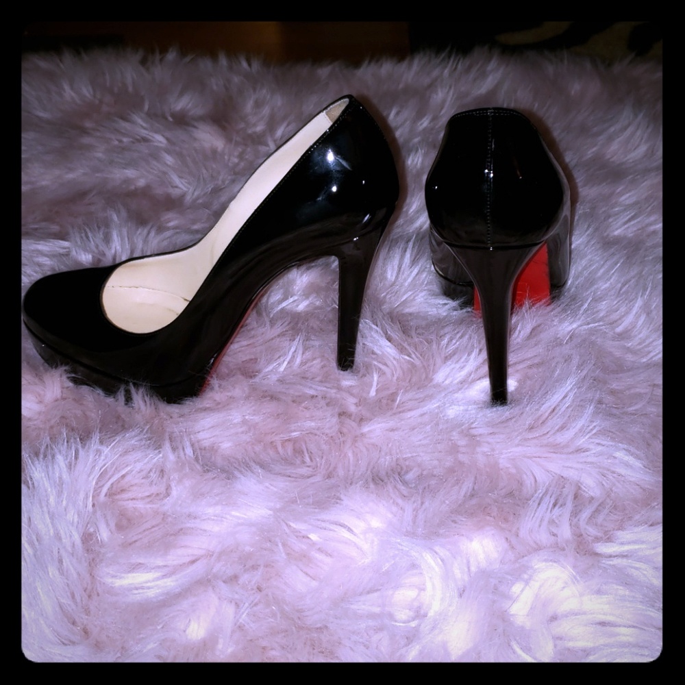 Black Patent Leather Christian Louboutins - Picture 1 of 5
